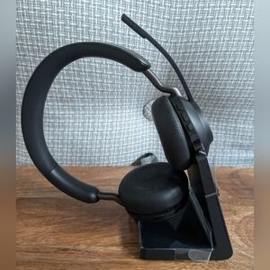 Jabra Evolve2 65 - wireless BT headphones